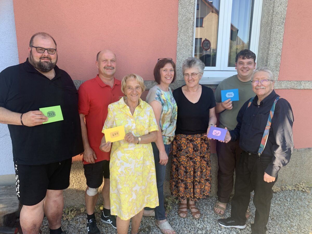 Benefizveranstaltung „O'schnitthalle Kunterbunt“ - 2.300 Euro für vier Organisationen