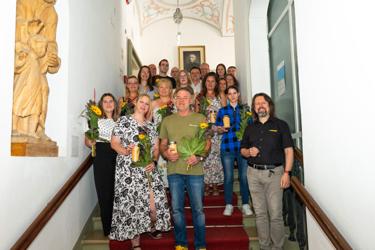Regens Wagner ehrt 13 Absolventinnen und Absolventen in Michelfeld