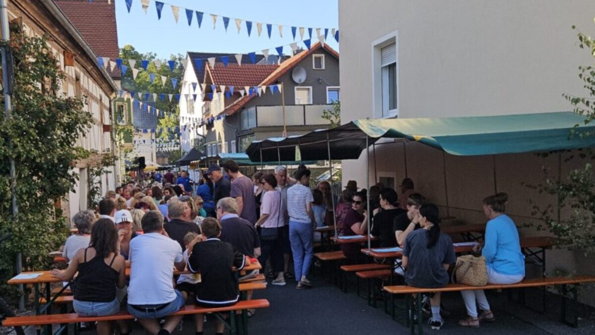 Backofenfest begeistert Besucher in Neustadt