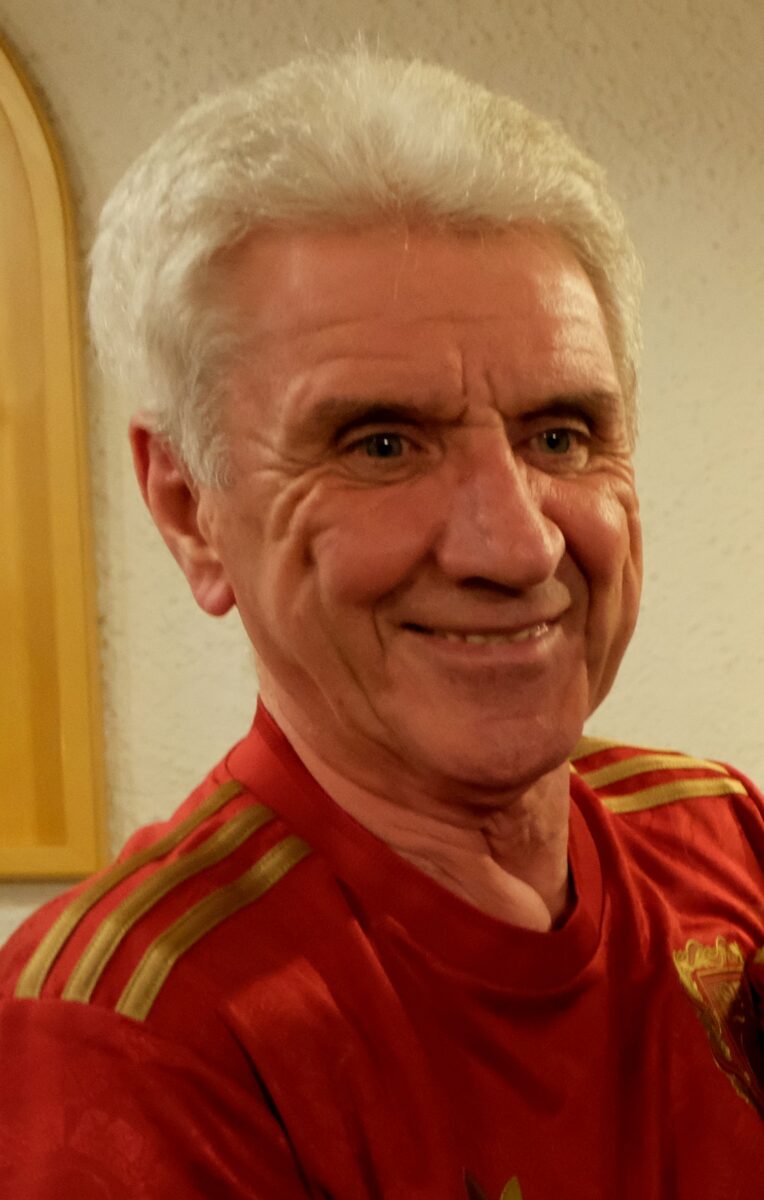FC-Bayern-Fanclubchef Gerhard Stadler feiert 70. Geburtstag in Floß