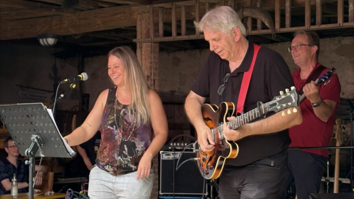 Jam-Session beim Taubnschuster begeistert Eschenbach