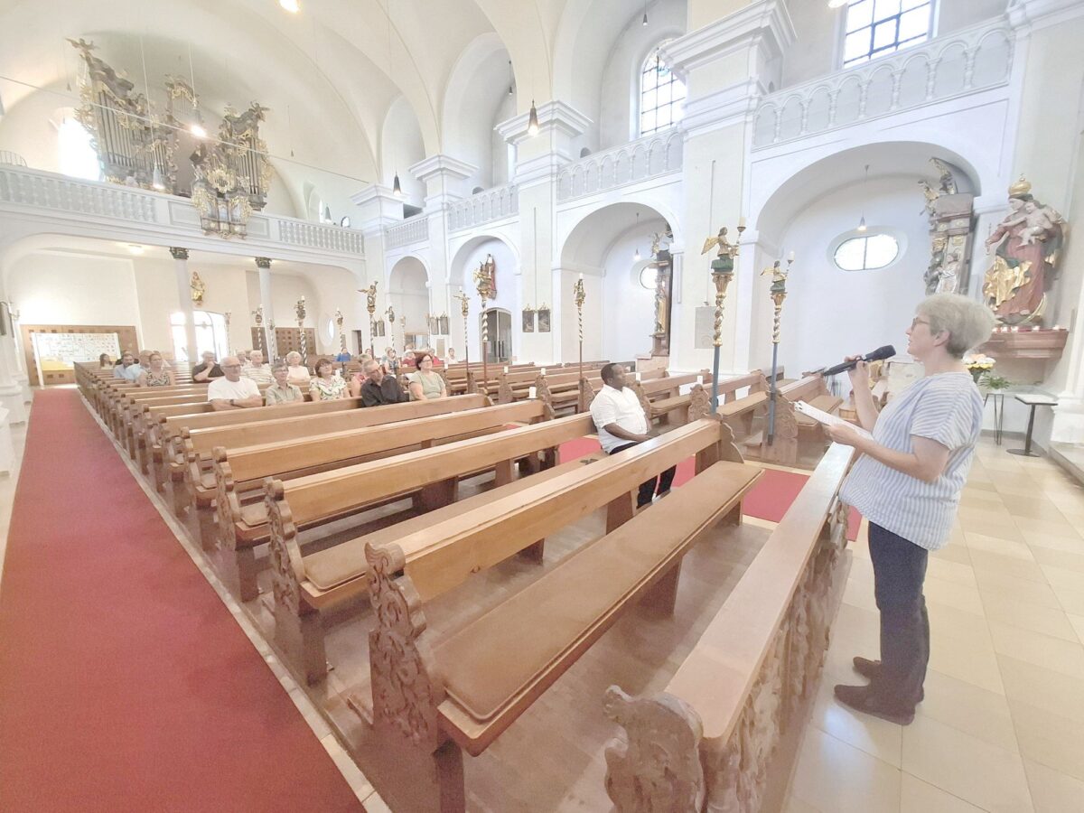Musikalische Kirchenführung zum 700. Jubiläum in Eslarn
