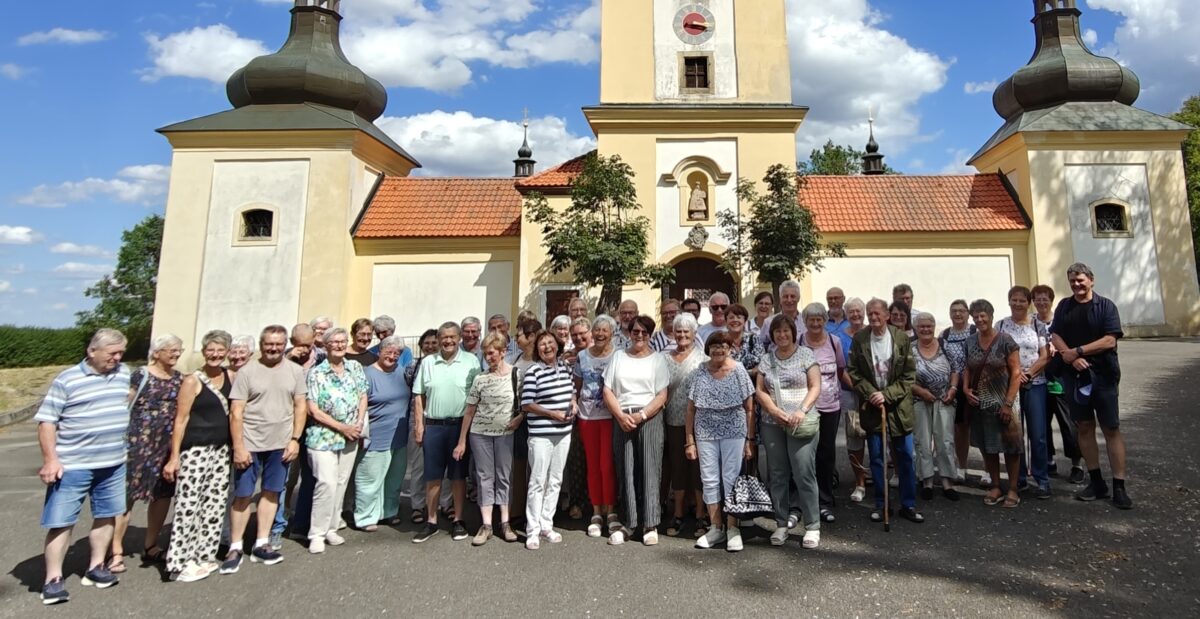 Pechbrunner Senioren auf Tour in Tschechien und mit beeindruckender Führung in Waldsassen