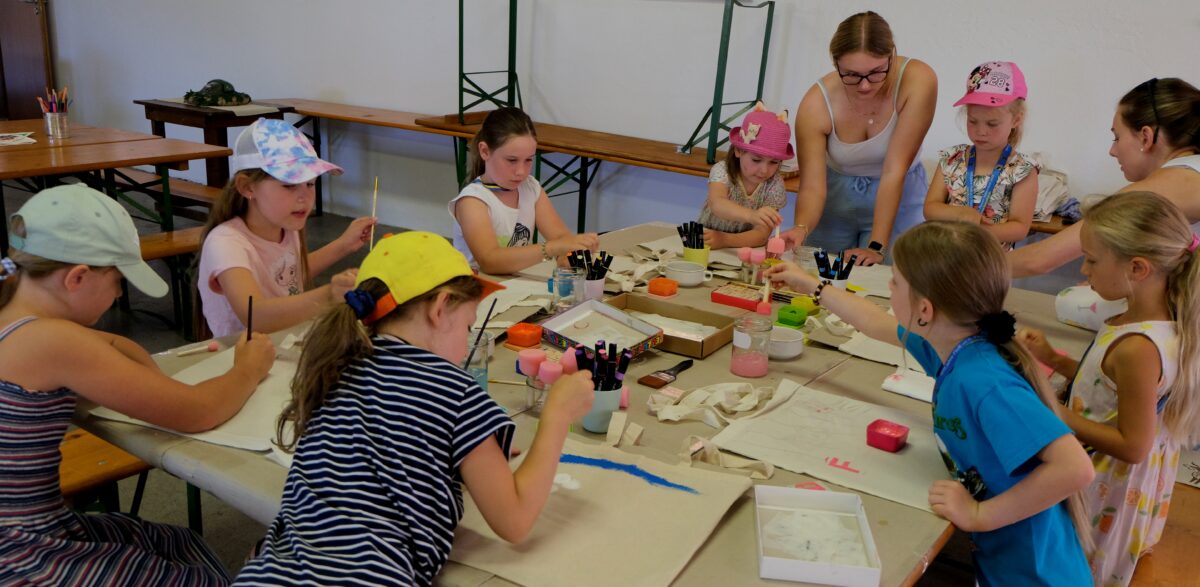Spielnachmittag beim Kleintierzuchtverein begeistert Kinder in Floß