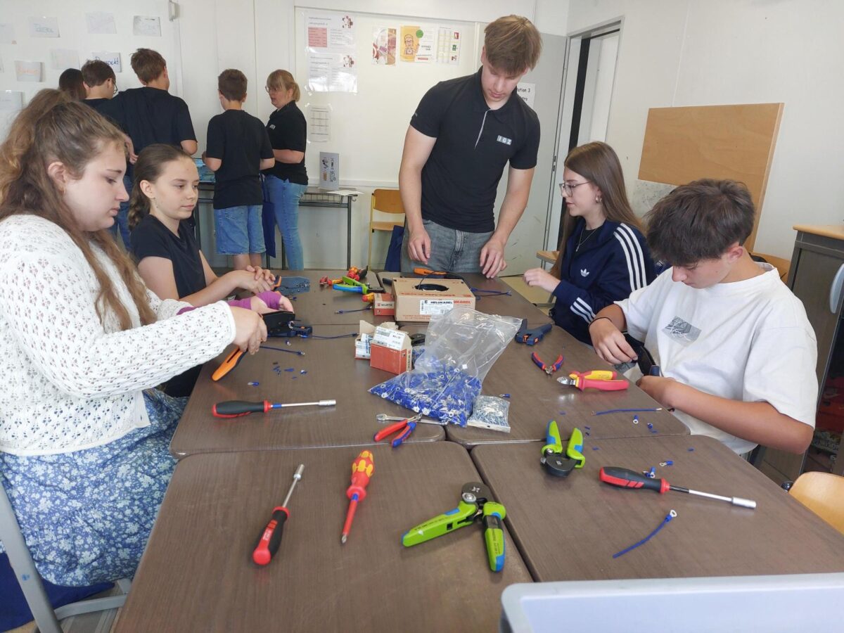 Handwerksparcours begeistert an der Lobkowitz-Realschule in Neustadt