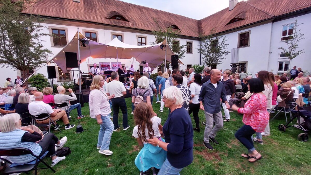 "RockConnection" lässt den Kasten beben
