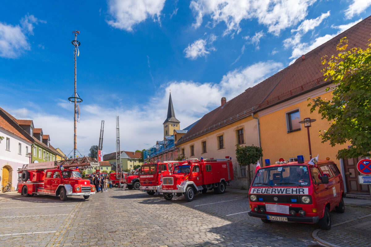 Feuerwehr-Oldtimer treffen Zoigl: Kirwa-Wochenende in Windischeschenbach