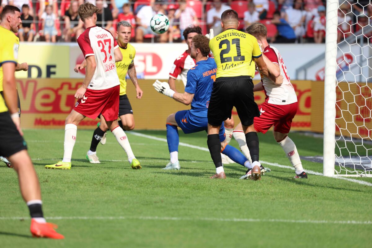 Später Schock für SSV Jahn Regensburg gegen den 1. FC Saarbrücken
