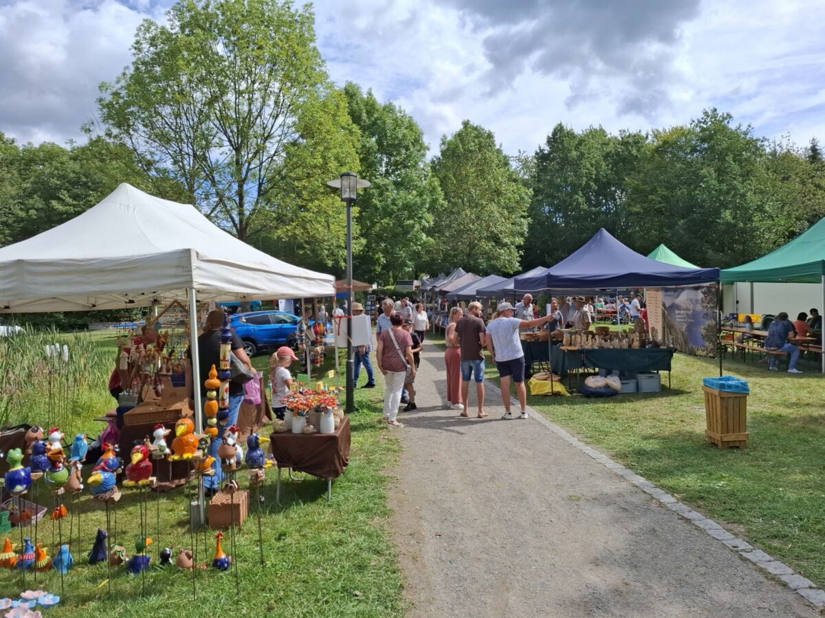 Barthlmarkt lockt 2.500 Besucher nach Eslarn