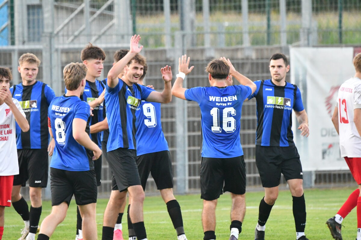 Weidens U23 setzt Siegesserie fort : 7:0 gegen Amberg SV Inter Bergsteig