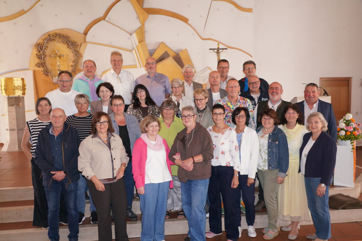Klassentreffen in Pfarrkirche – Schule – Wirtshaus: Anreise aus USA