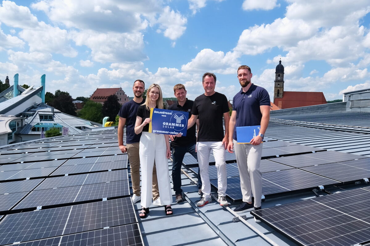 ACC nimmt Photovoltaikanlage in Amberg in Betrieb