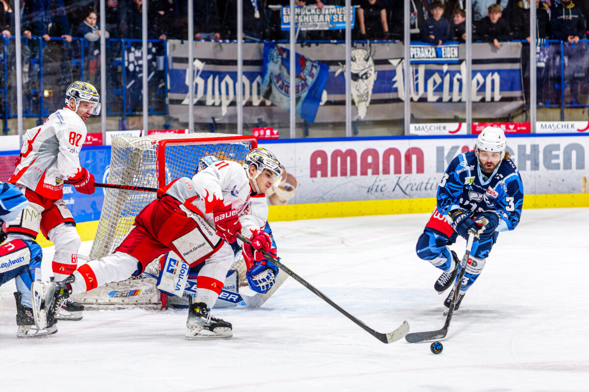 Blue Devils Weiden holen Ribarik zurück