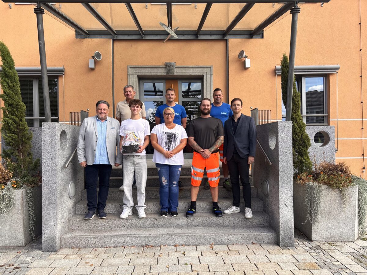 Drei neue Mitarbeitende starten bei der Stadt Teublitz