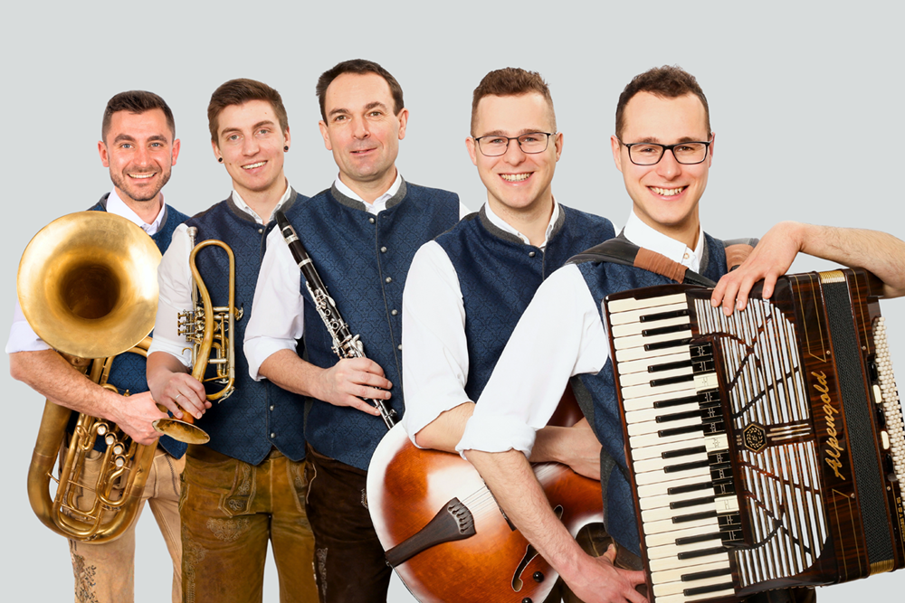 Kirwatanz mit Power Hoch fünf in Bärnau