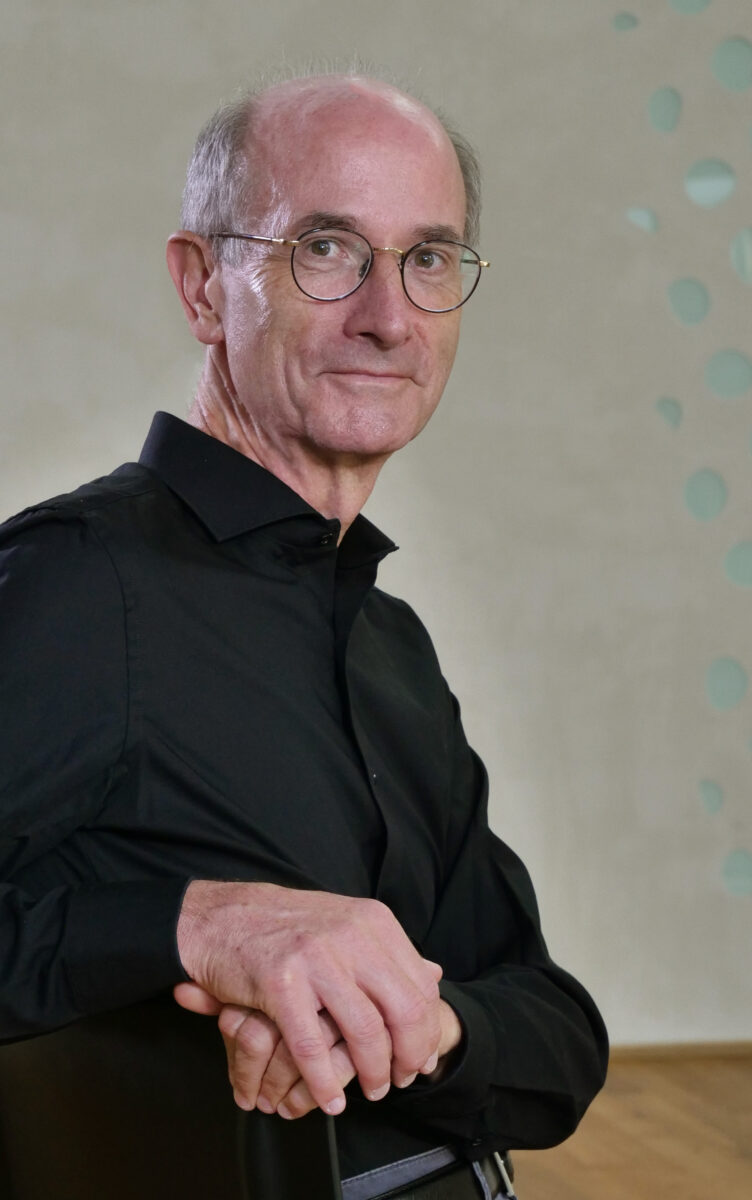 10 Prof. Stangier Roland©Künstler priv.jpg