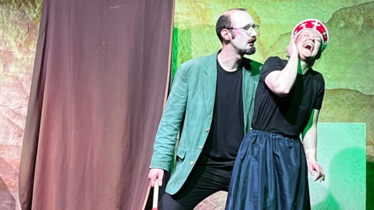 „Hamlet for you“: Shakespeare-Spaß für zwei Personen geht auf Tour