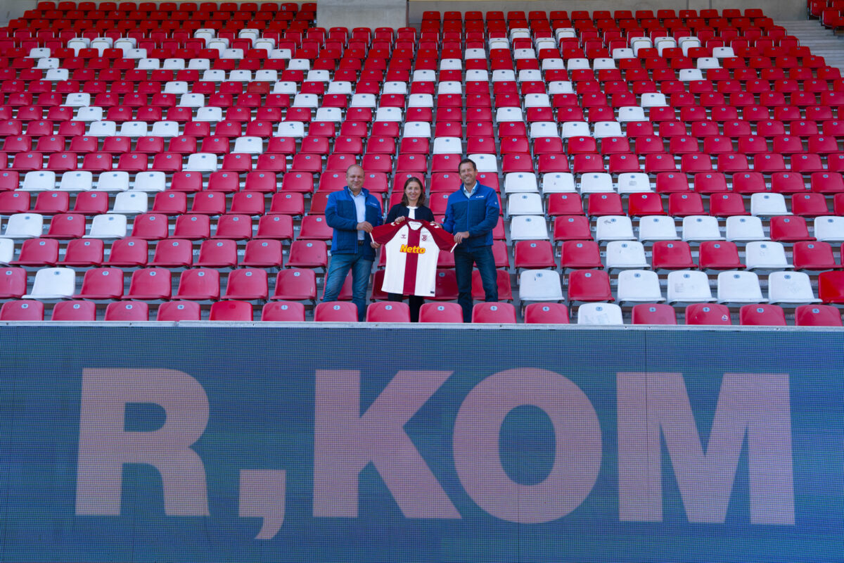 SSV Jahn und R-KOM setzen Klassik-Partnerschaft 2026/27 fort