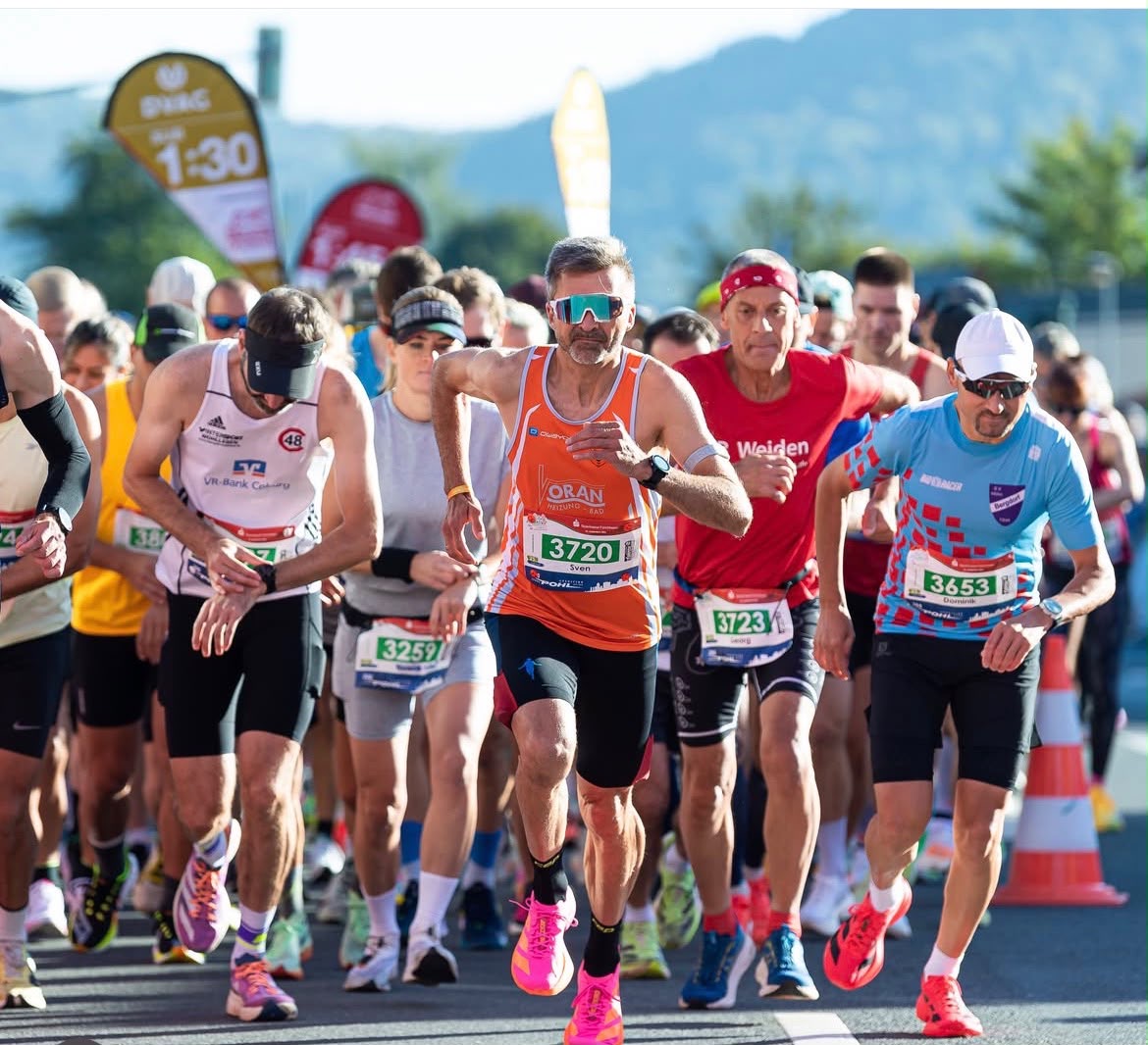 fraenkische-schweiz-marathon-2026-start-halbmarathon-5c326b2b.JPG