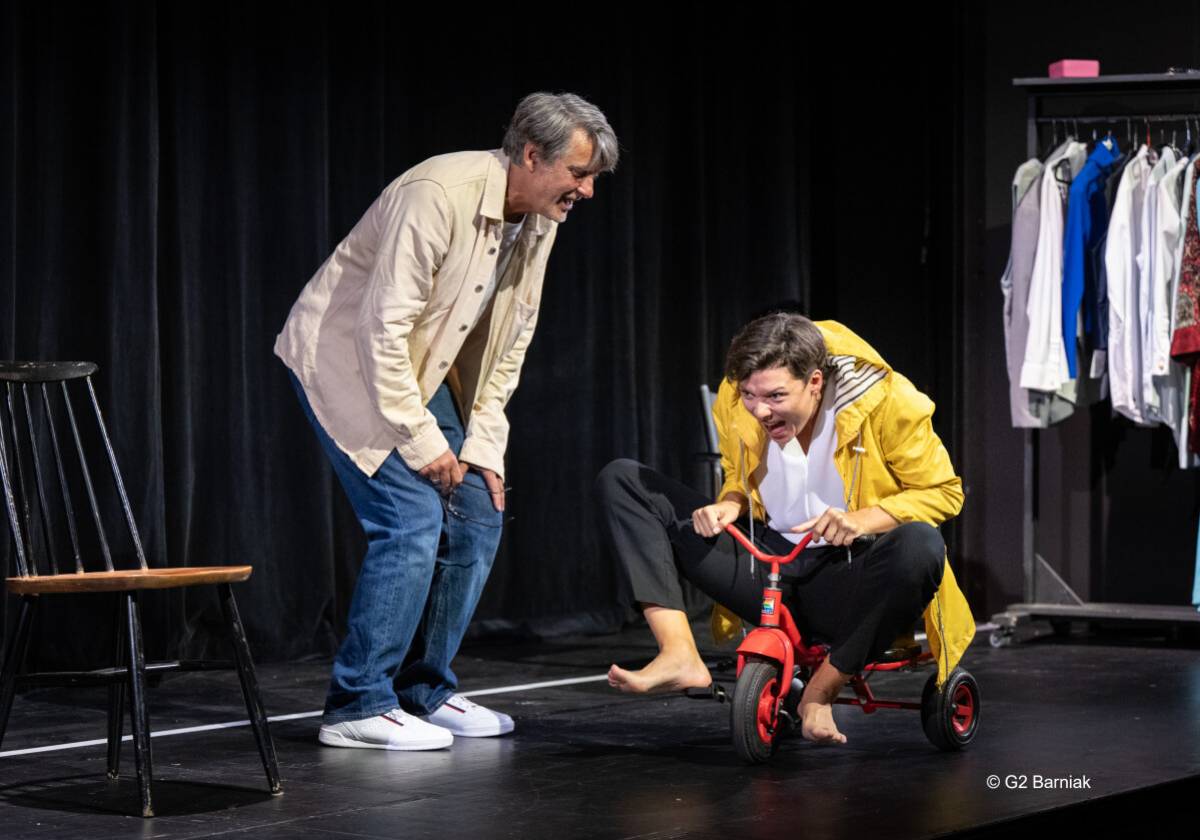 Theaterabend in Tirschenreuth: Das Kind in mir will achtsam morden