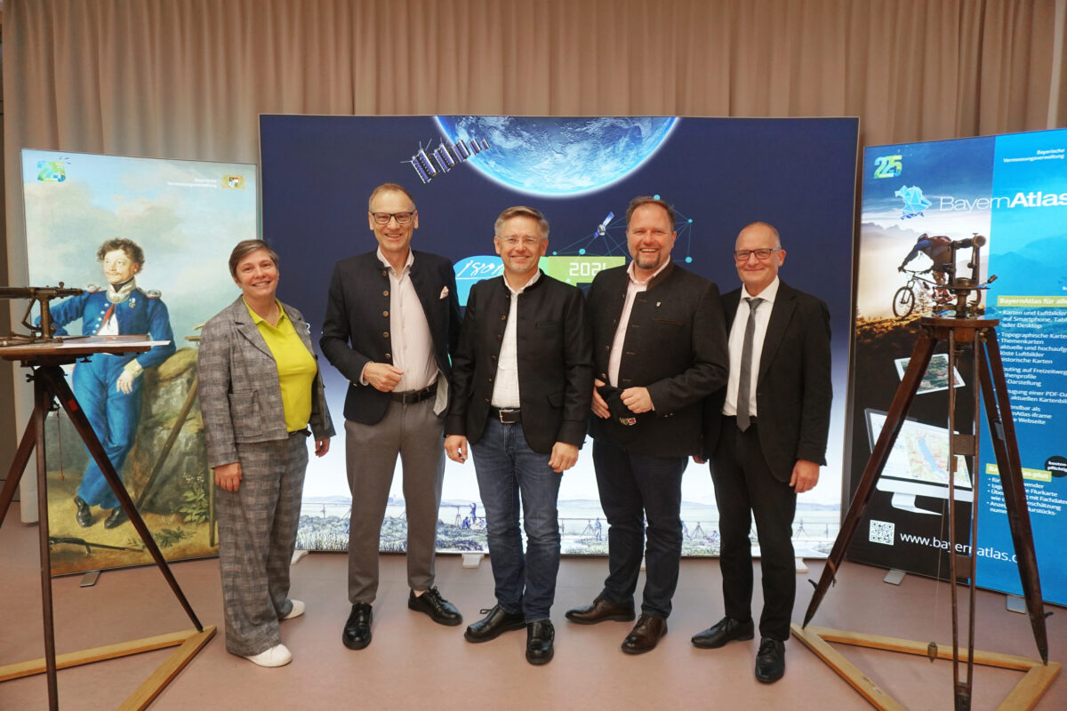 Virtuelle Flüge begeistern beim Tag der offenen Tür in Waldsassen