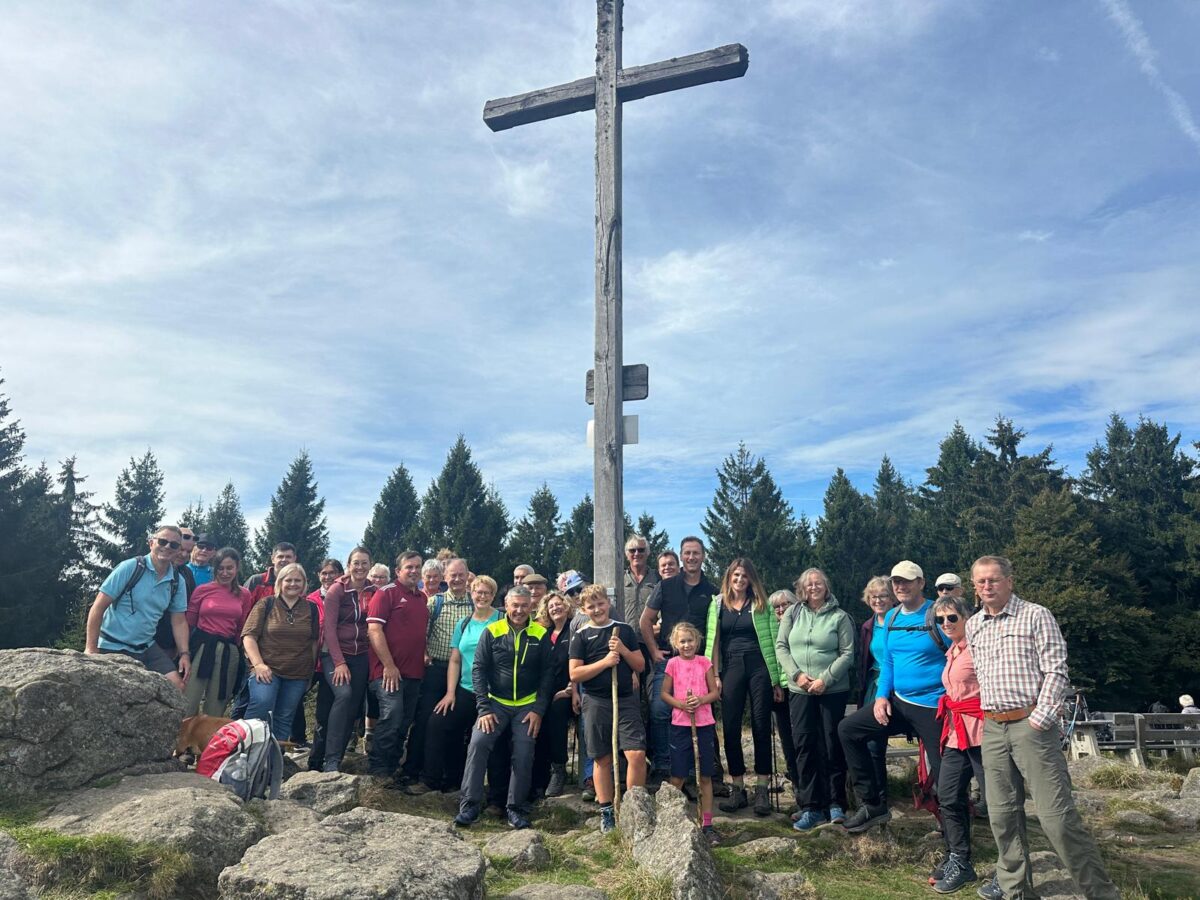 Gruppenbild.jpg