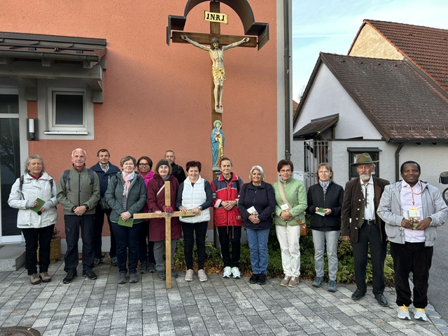 Sternenwallfahrt vereint Pfarreien in Waidhaus zum 700-jährigen Jubiläum