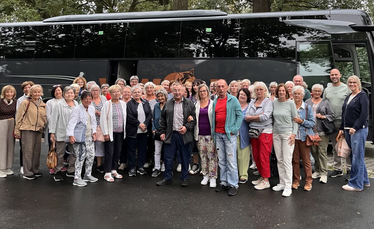 Ausgebuchter Bus mit Bürgermeister an Bord: Altenstädter Senioren besuchten Karlsbad