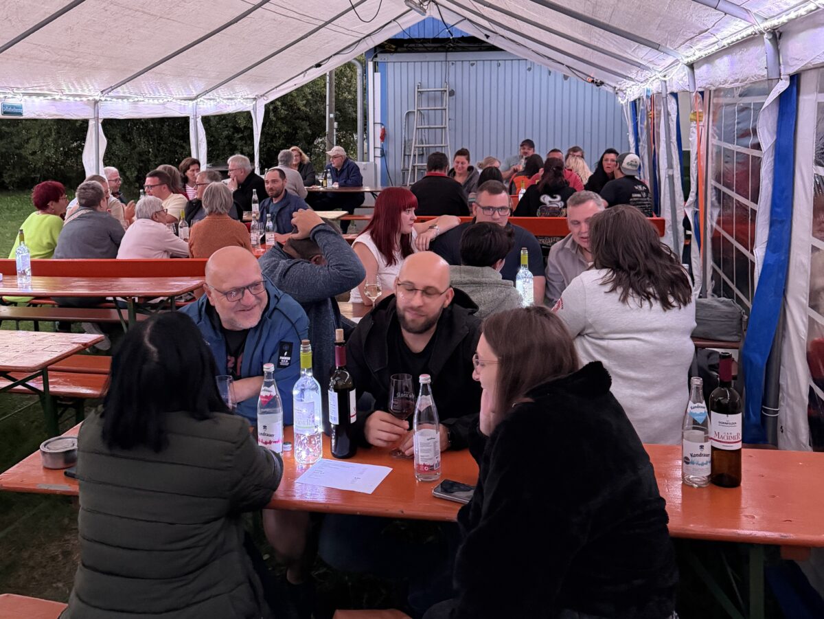 Gut besuchtes Weinfest in Altenstadt/WN