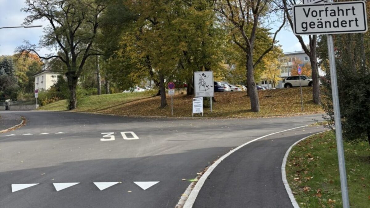 Geänderte Vorfahrtsregelung in Neustadt/WN: Rechts vor Links von der „Georgstraße“ bis zur „An der Windschnur“