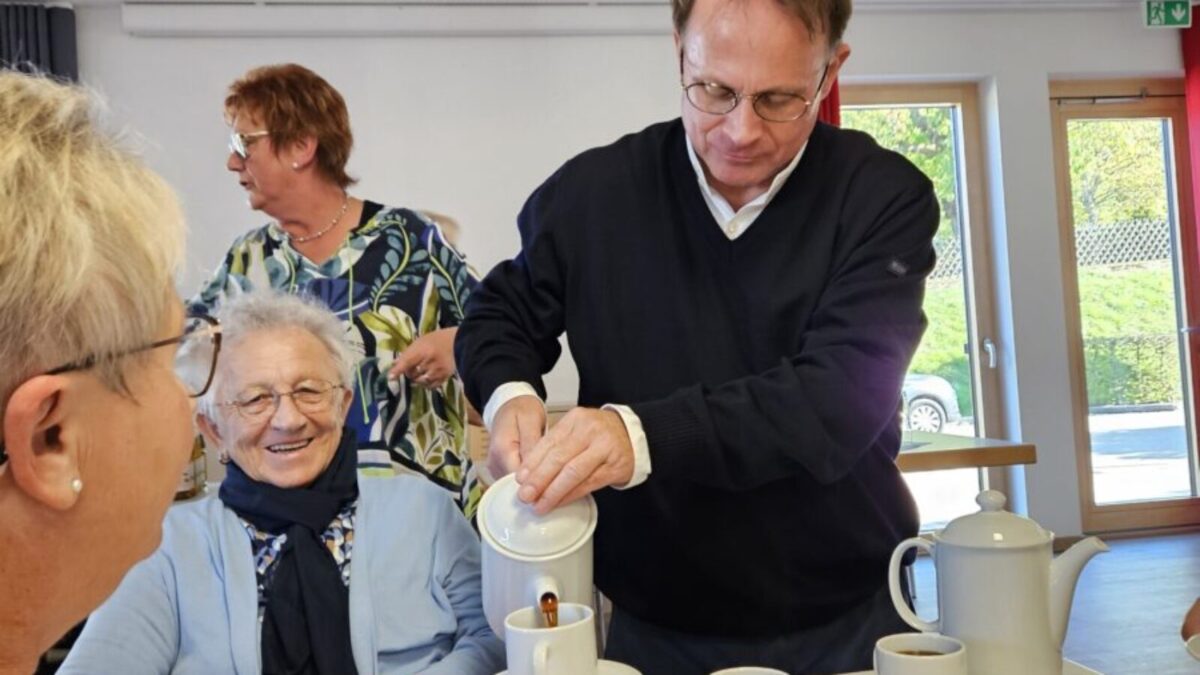 Kirwa und Kirchenführung begeistern Senioren 60+ in Vohenstrauß