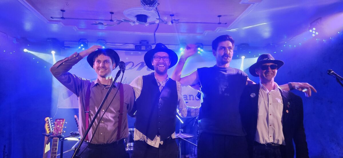 Rock’n’Roll-Fieber im Kulturbahnhof reißt die Gäste von den Sitzen