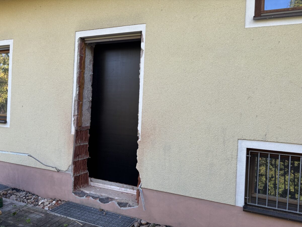 Höhbauer-Insolvenz trifft Kunden: Wer seine Fenster will, muss erneut zahlen