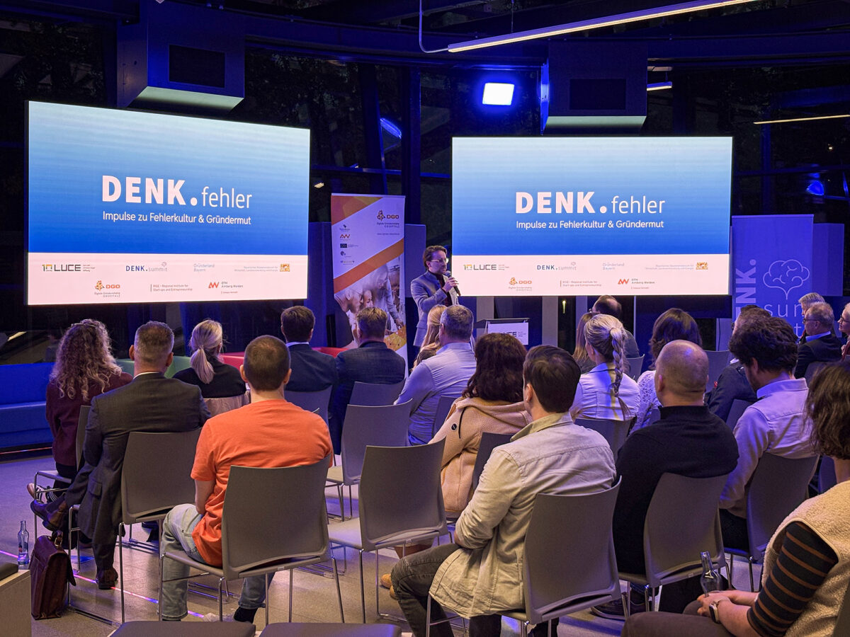 DENK.fehler fördert offene Fehlerkultur in Weiherhammer