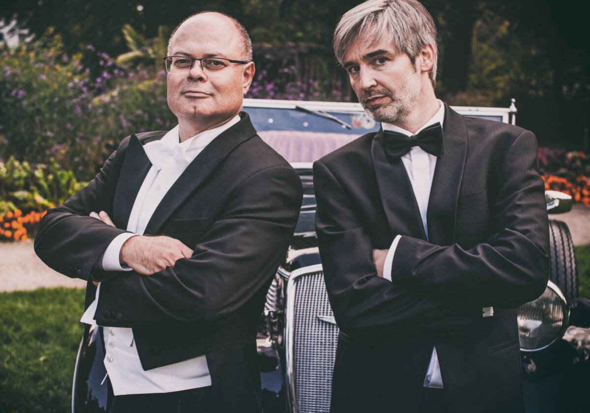 Ballhausorchester - Duo begeistert Falkenberg mit Chansons der Zwanziger
