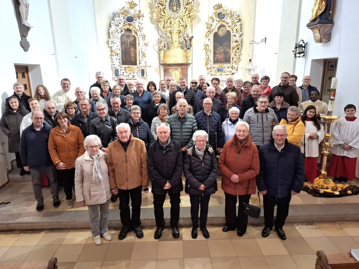 Dankgottesdienst vereint Ehejubilare in Eslarn