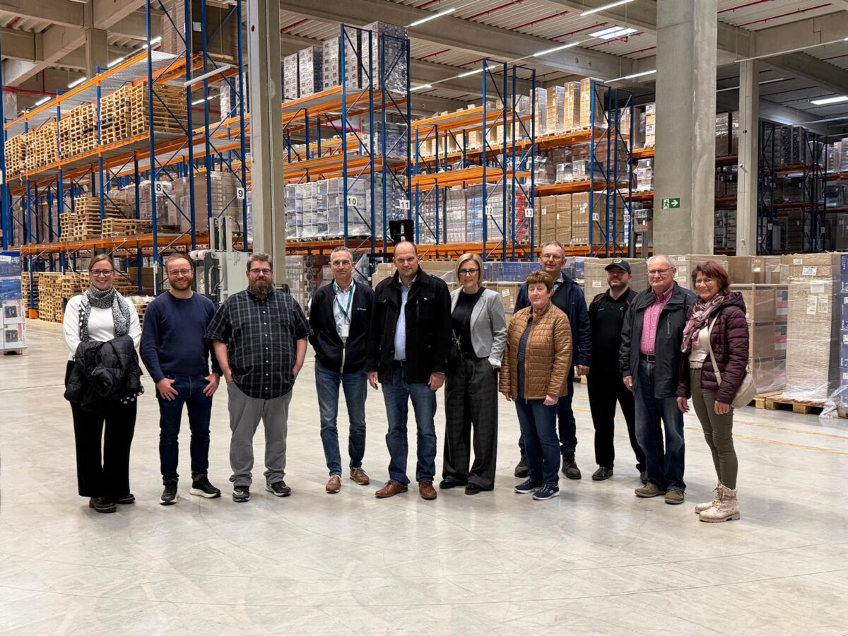 Einblicke in internationale Logistik bei TD SYNNEX in Eslarn