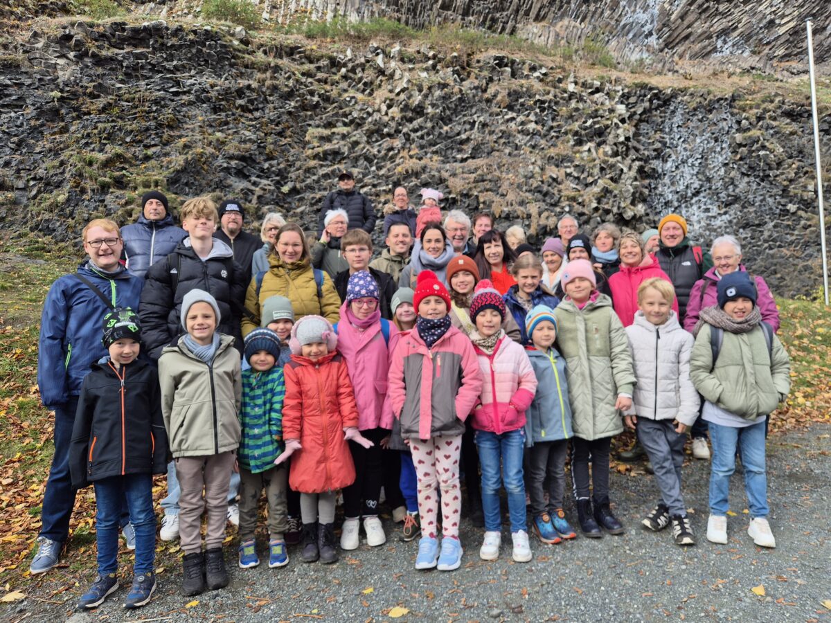 Von Grafenwöhr bis zum Vulkan Parkstein: Etzenrichter Familien entdecken ihre Heimat