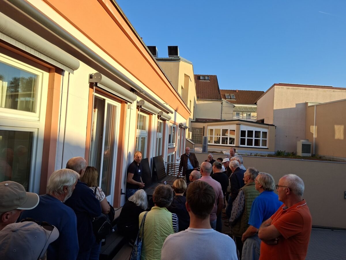 Großes Interesse an E-Autos und Solarstrom in Burglengenfeld