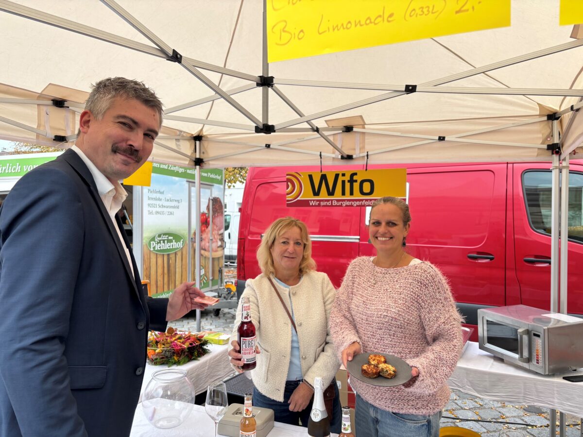 Gute Stimmung und Genüsse beim Herbstfest des Bauernmarkts