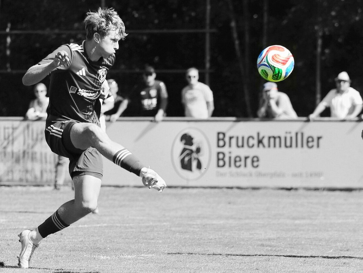 Handelfmeter in der 95. Minute: Etzenricht entreißt Tännesberg den Sieg
