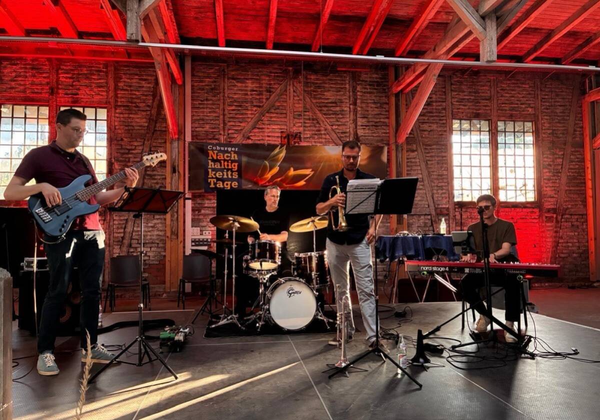 Klangwelten: Break New Grounds - Jazzensemble TunebyTune in Kronach