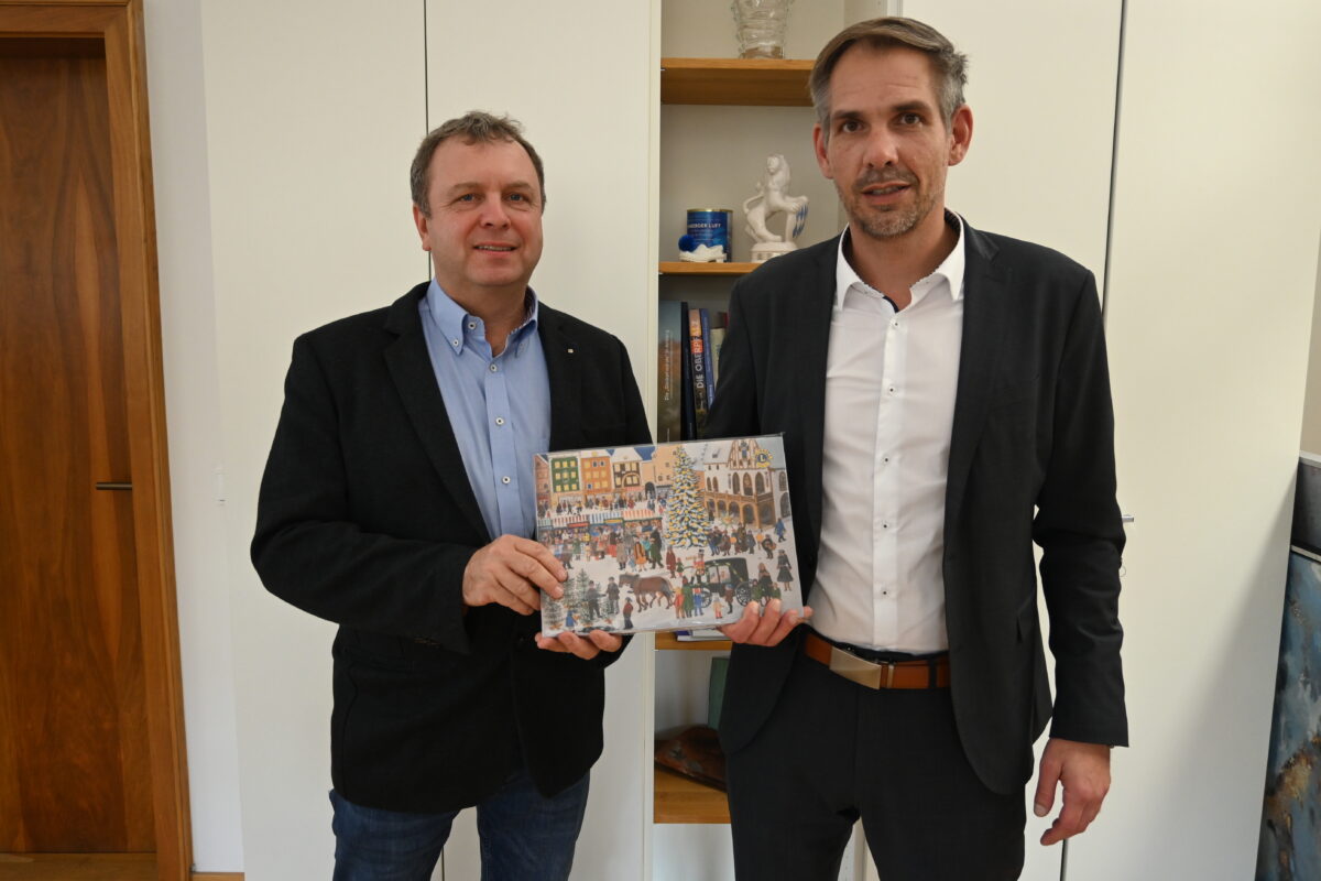 Lions-Adventskalender startet in Amberg mit 3.500 Exemplaren