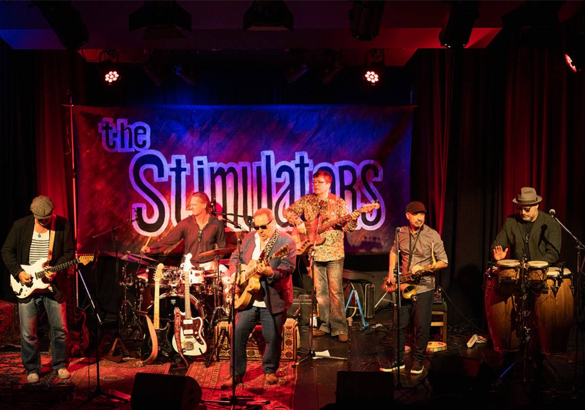 Live in Grafenwöhr: The Stimulators bringen die Stadthalle zum Beben