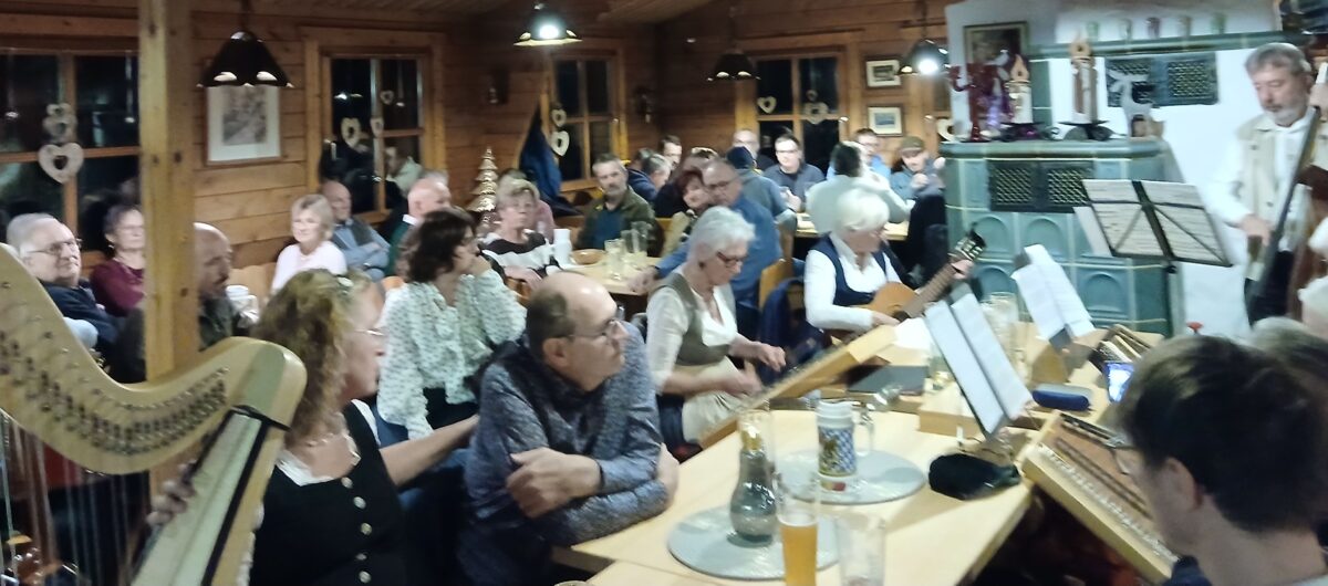 Musikantenstammtisch begeistert in Weiden zum 58. Mal