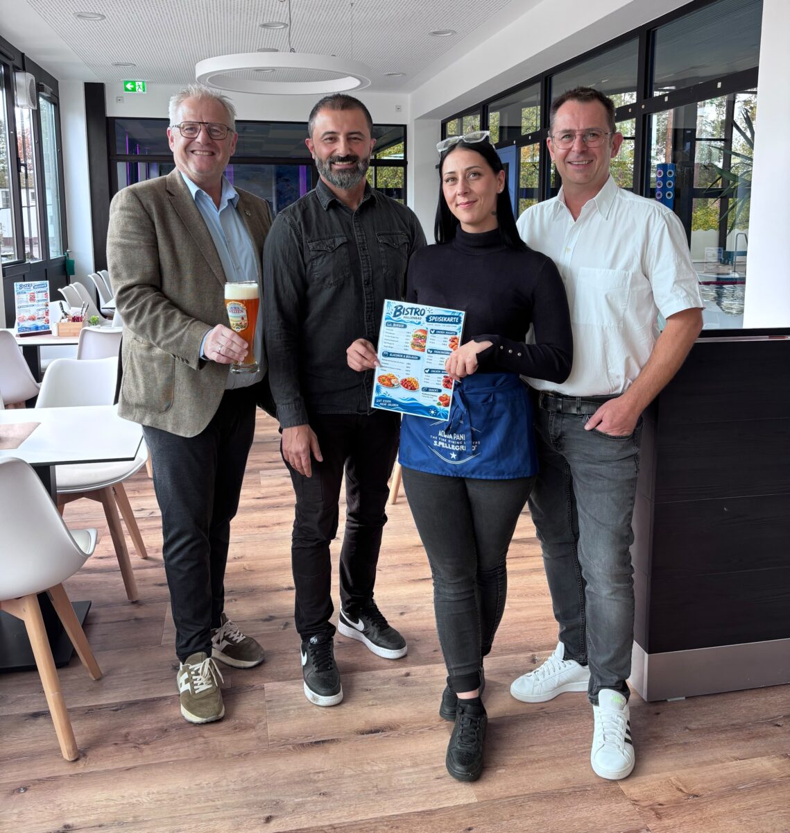 Neuer Pächter für das Bistro im Hallenbad_Foto Daniel Weigl.jpg