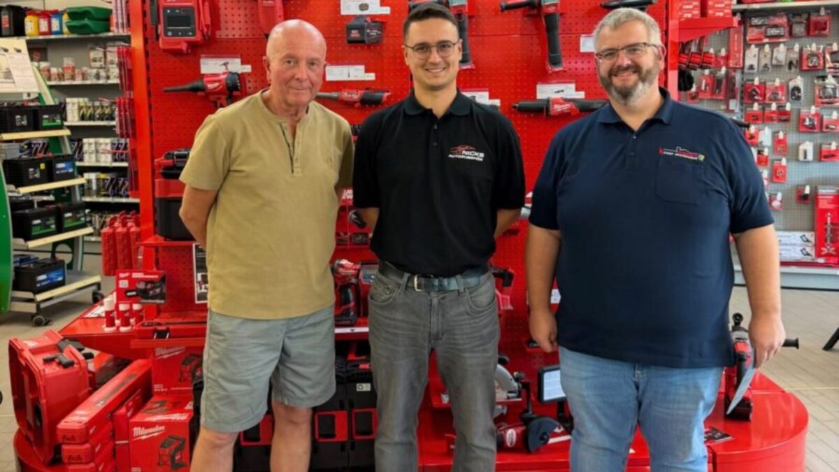 Nicks Autozubehör feiert und spendet 2.000 Euro in Grafenwöhr