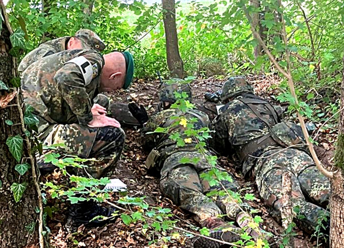 Reservisten bewiesen in Weiden Einsatzbereitschaft – alle Rekruten bestanden Abschlussüberprüfung