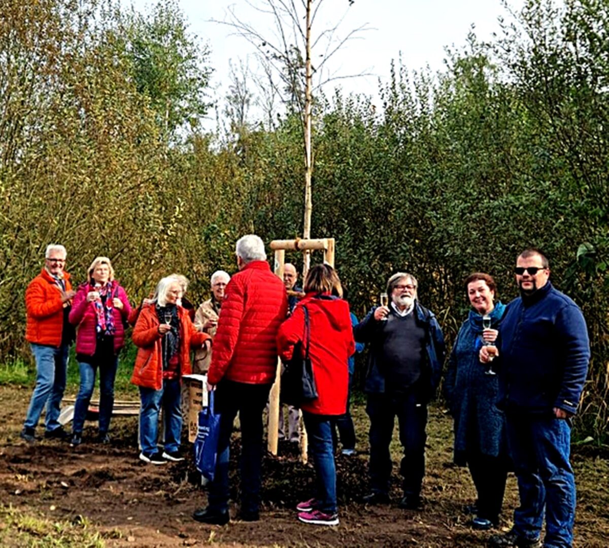 Wenn Enkel und Großeltern sich nicht sehen dürfen - Selbsthilfegruppe fordert mehr Unterstützung