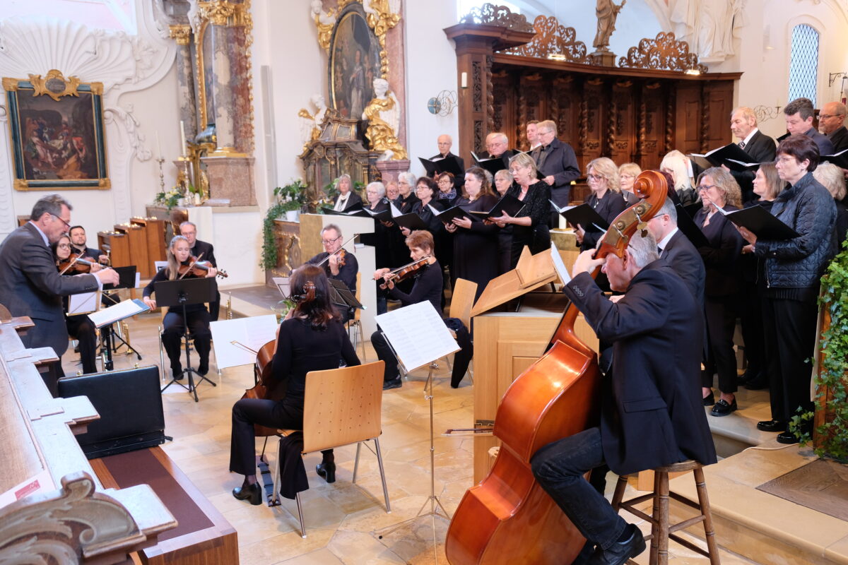 St. Thomas-Chor verzaubert mit Marienklängen in Speinshart